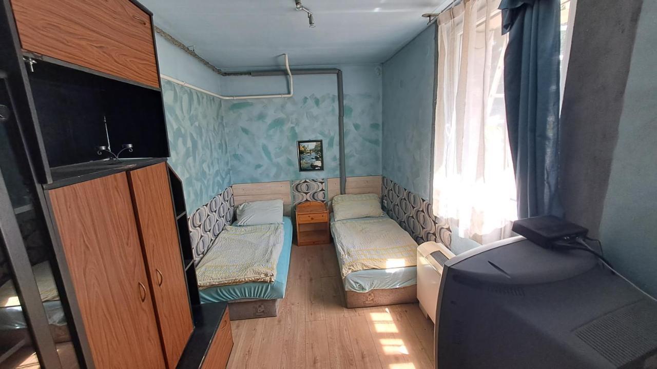 Sárkány Lak Diosd Exterior foto