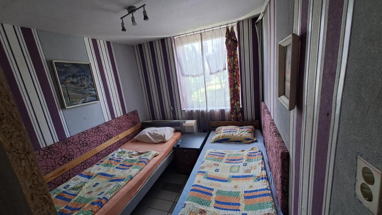 Sárkány Lak Diosd Exterior foto