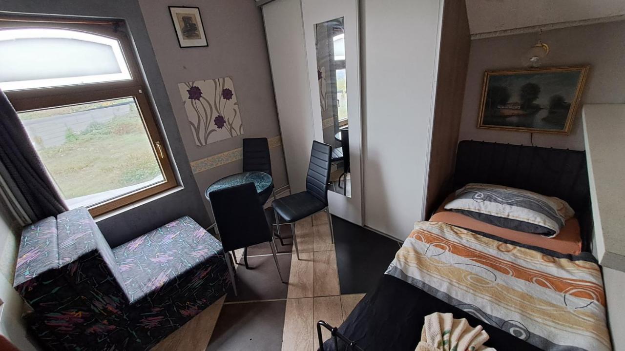 Sárkány Lak Diosd Exterior foto