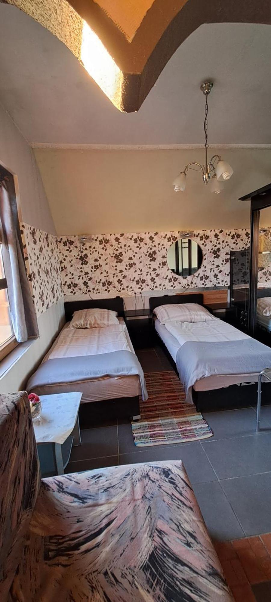 Sárkány Lak Diosd Quarto foto
